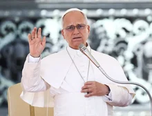 Papa Leão XIV compartilha primeira mensagem após diagnóstico de câncer