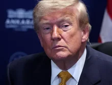 Trump diz que cessar-fogo 'acabou' após troca de ataques entre EUA e Irã