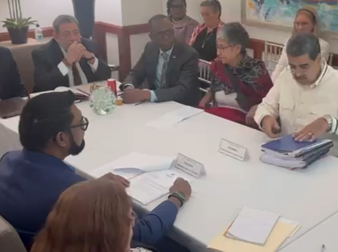 Presidentes de Venezuela e Guiana se reúnem para discutir crise em Essequibo
