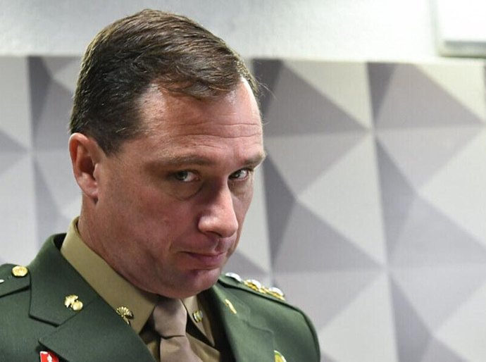 PF negocia acordo de colaboração premiada com Mauro Cid