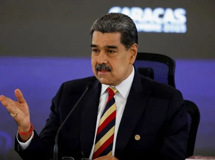 Maduro faz pedido de paz para Trump:
