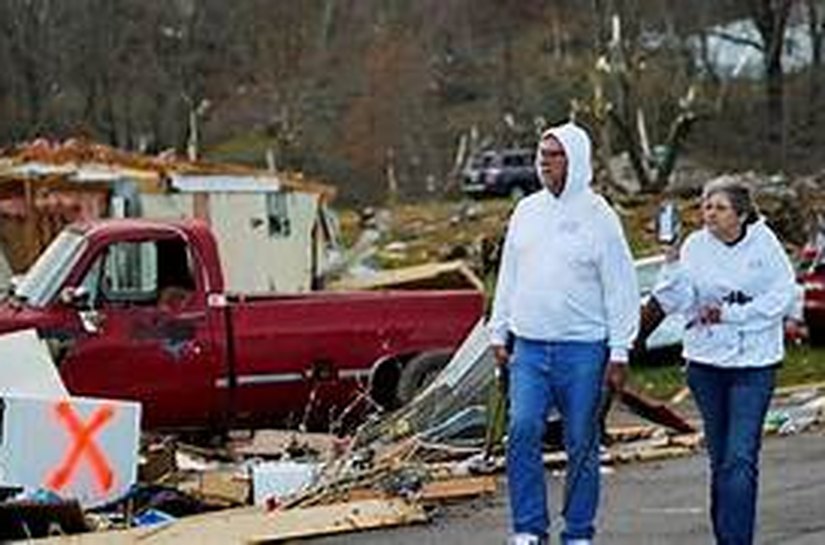 Tornados deixam 4 mortos nos EUA; dezenas de pessoas ficam feridas