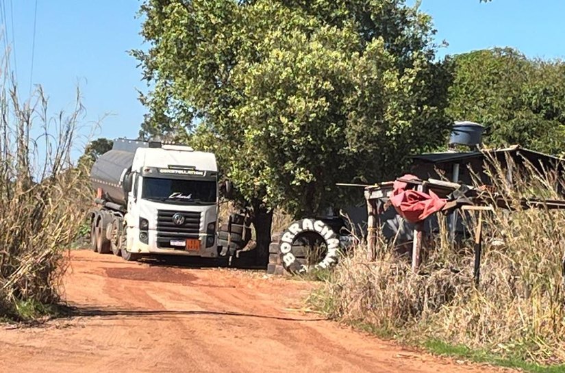 Polícia prende dupla por comércio ilegal de combustível em Rosário Oeste, MT