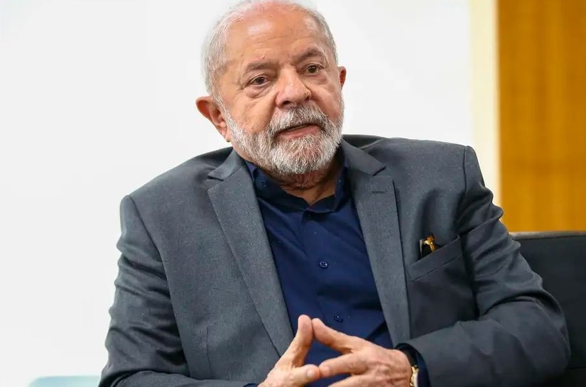 “Alguém que pratica assédio não vai ficar no governo”, diz Lula