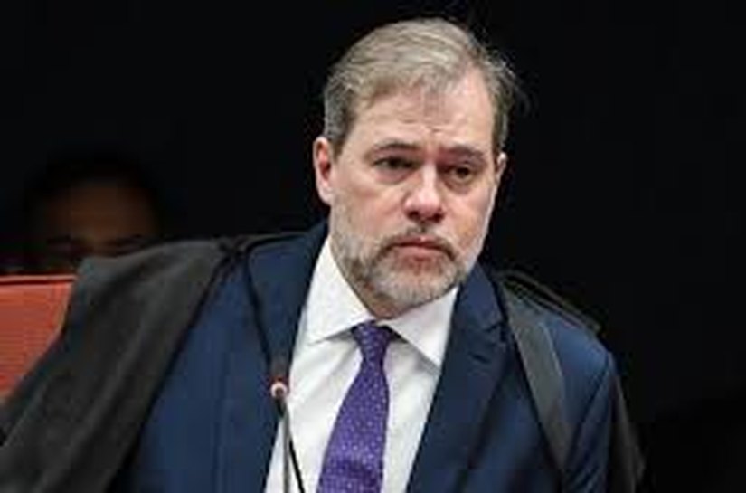 Toffoli dá prazo de 10 dias à Câmara para explicar PEC da Blindagem