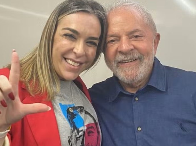 Lula afirma não conhecer Roberta Luchsinger; redes sociais da empresária mostram registros dos dois juntos