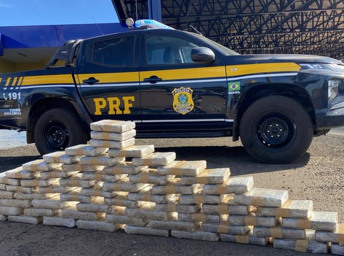 PRF prende motorista com 67 kg de Skunk em Alto Garças,MT
