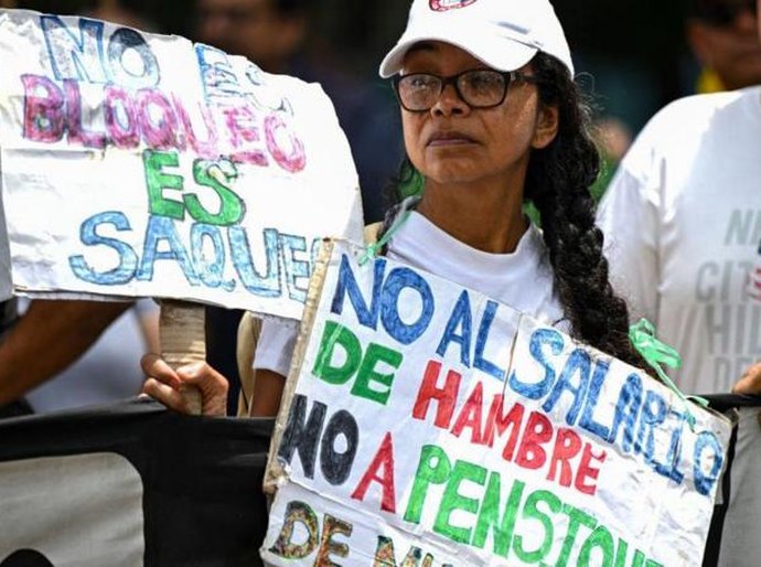 O abandono em massa das salas de aulas por professores na Venezuela