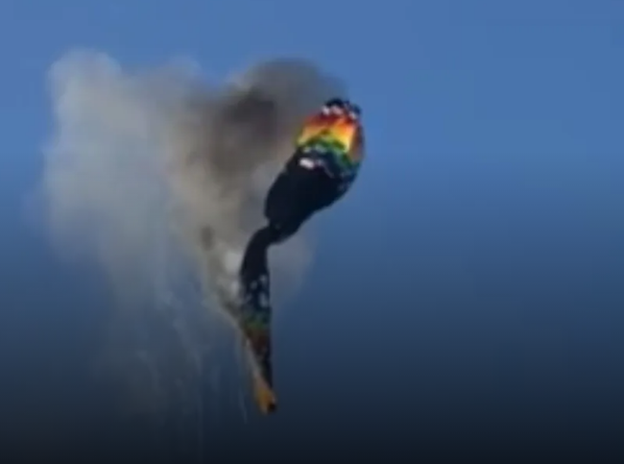 Oito pessoas morrem em queda de balão que pegou fogo em Praia Grande,SC