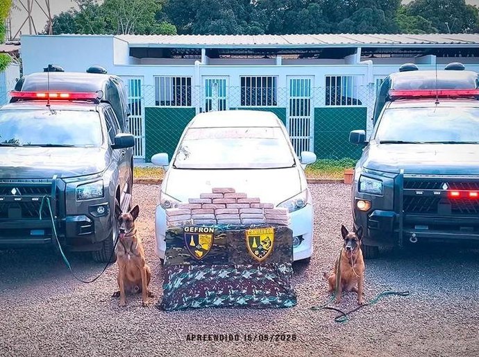 Gefron apreende 26 kg de pasta base de cocaína e causa prejuízo de R$ 500 mil às facções criminosas