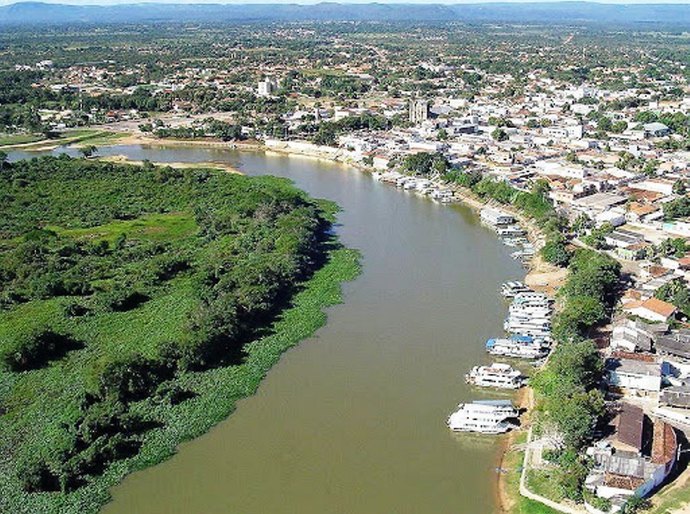 Justiça condena Secretaria de Meio Ambiente de Mato Grosso a fiscalizar porto no Rio Paraguai, em Cáceres, MT