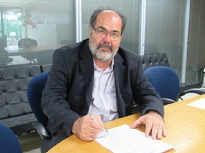 Presidente do CREA-MT, João Valente, tem derrota acachapante e perde para Samaniego