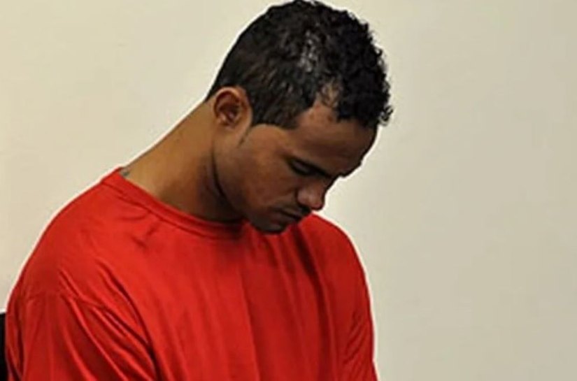Justiça do RJ concede liberdade condicional ao goleiro Bruno