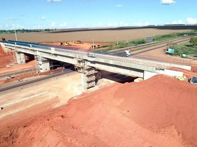 Obras da 1º ferrovia estadual estão em andamento com a construção de cinco viadutos