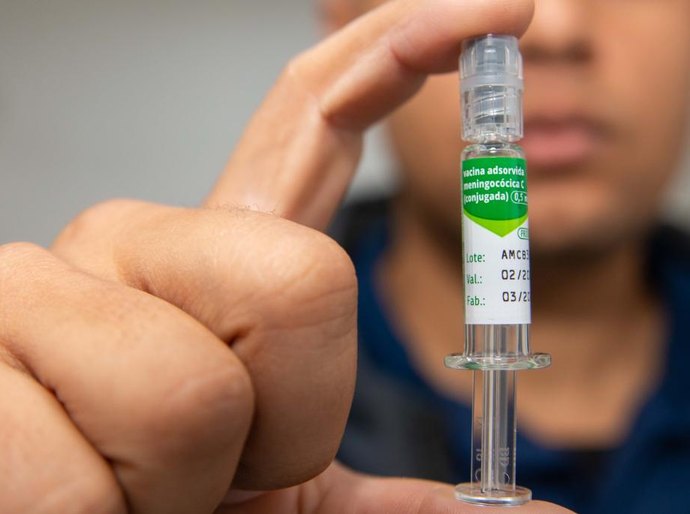 SES monitora casos de meningite e reforça importância da vacinação