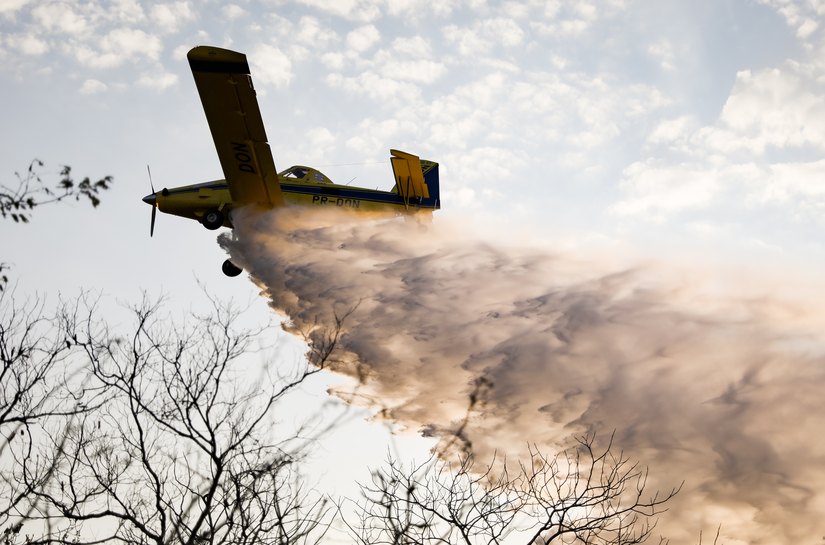 Governo de MT atua em oito frentes de combate aos incêndios no Pantanal