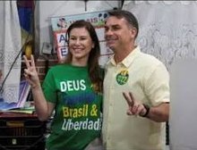Eleições 2026: Flávio Bolsonaro vota no Rio de Janeiro