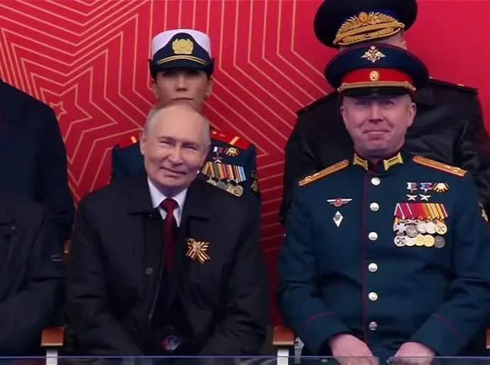 Rússia realiza desfile do Dia da Vitória em meio a cessar-fogo com Ucrânia