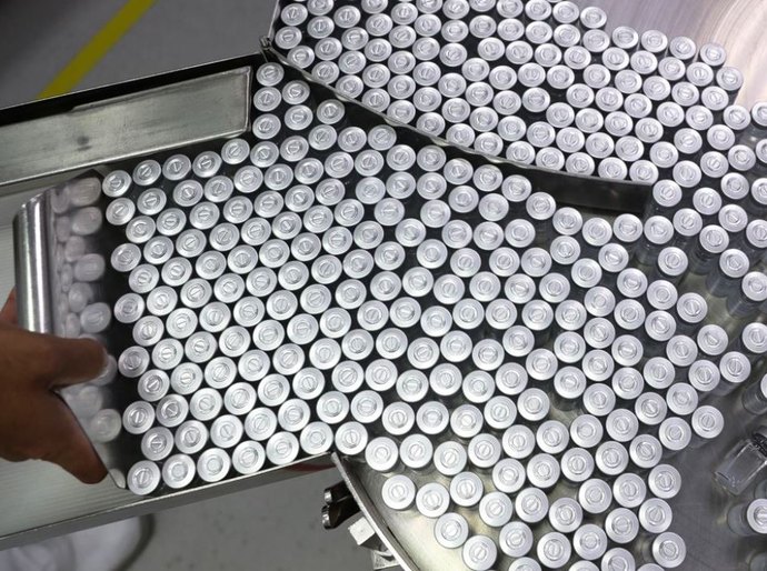 Fiocruz recebe hoje insumos para produzir mais 12 milhões de vacinas