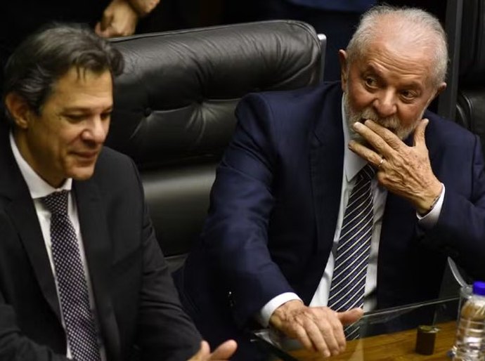 Lula sanciona LDO com déficit zero para 2024, mas veta cronograma para emendas parlamentares