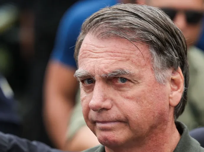 Moraes autoriza exame de ultrassom de Bolsonaro na PF em Brasília