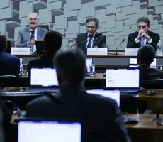 Comissão do Senado aprova isenção do IR para quem ganha até RS 5 mil