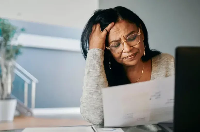 'Meu nome está sujo em 5 bancos por causa de bets': a angústia de brasileiros em meio ao endividamento recorde