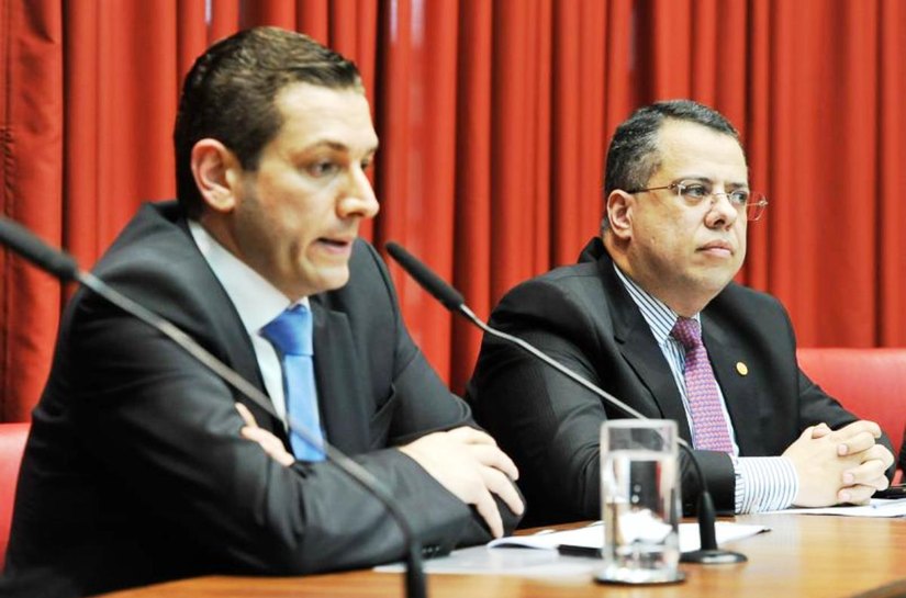 Diretor da PF não terá ‘alinhamento cego’ com Bolsonaro, segundo delegados