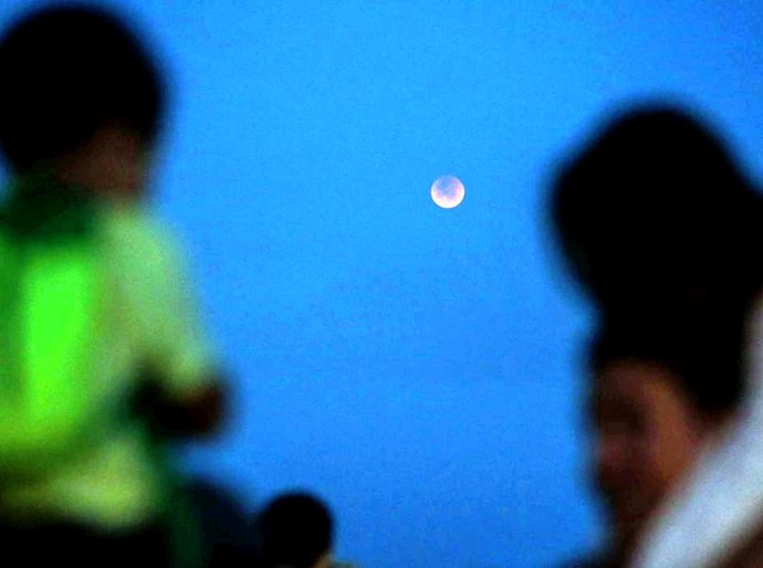 Eclipse lunar terá Lua de Sangue na madrugada desta terça-feira