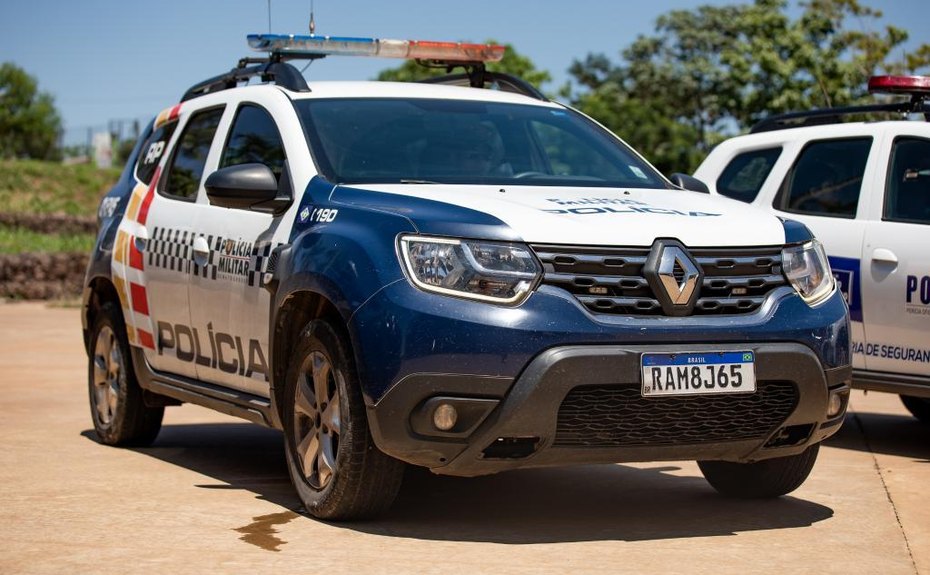 PM prende homem por agredir e ameaçar a própria mãe de morte com uma faca em MT