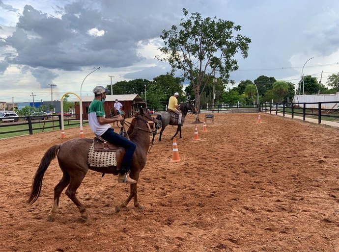 Reeducandos encontram oportunidade de recomeço com a equoterapia