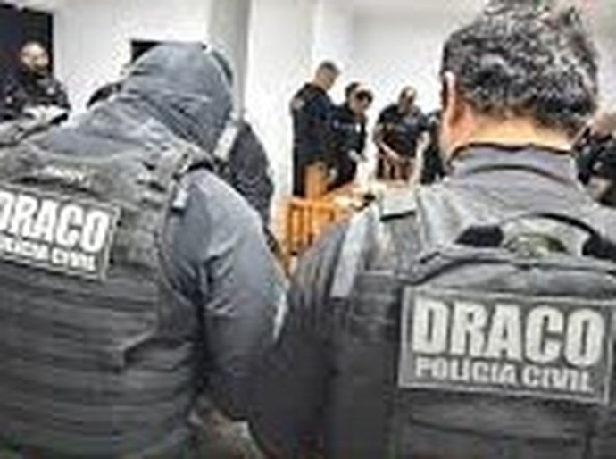 Polícia Civil deflagra operação contra grupo ligado à facção criminosa e sequestra quase R$ 3 milhões em bens