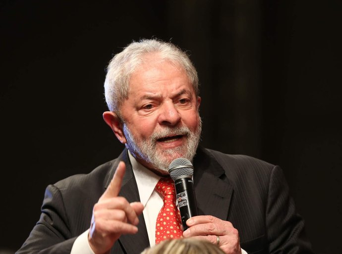 Lula diz que fará bloqueios no Orçamento 'sempre que precisar' e que traz responsabilidade fiscal 'nas entranhas'