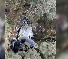 Bombeiros confirmam morte do cantor Rick em queda de helicoptéro em SC