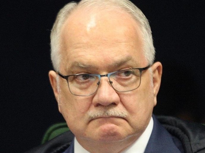Fachin reage a tuíte de general antes de julgamento de Lula e diz que pressão sobre Judiciário é ‘intolerável e inaceitável’