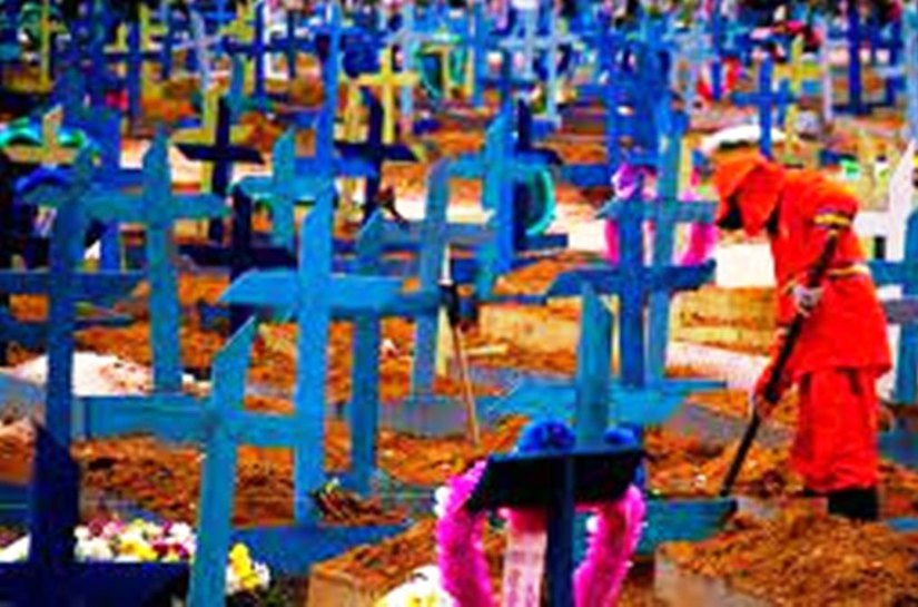 Brasil passa de 570 mil mortes por Covid-19