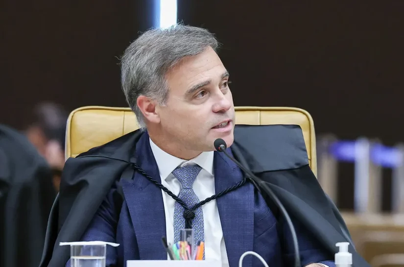 Mendonça abrirá procedimento para apurar troca na PF no caso Lulinha