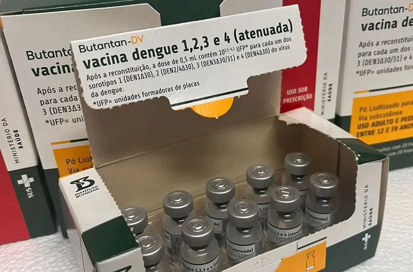 Ministério da Saúde suspende vacina contra a dengue do Butantan
