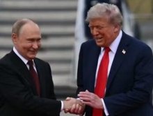 Macron, Starmer e líderes europeus formam comitiva para apoiar Zelensky em reunião com Trump na segunda-feira