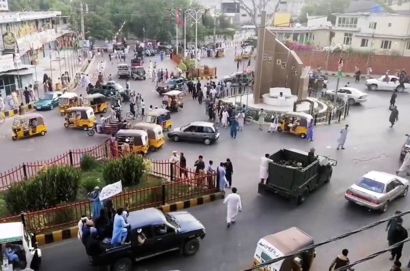 Protesto no Afeganistão é reprimido pelo Talibã com violência, e ao menos 3 pessoas morrem