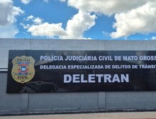 Polícia Civil indicia motorista que destruiu deck em restaurante por dano, tentativa de homicídio e omissão de socorro