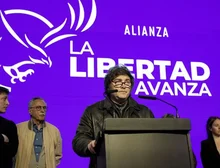 Partido de Milei sofre derrota em eleição de Buenos Aires, vista como termômetro da disputa presidencial