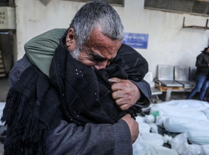 Guerra em Gaza completa 100 dias e número de mortos chega a 24 mil
