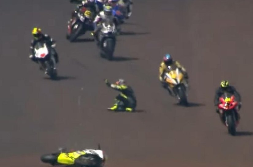 Pilotos morrem após acidente gravíssimo em etapa da Moto 1000 GP no Paraná