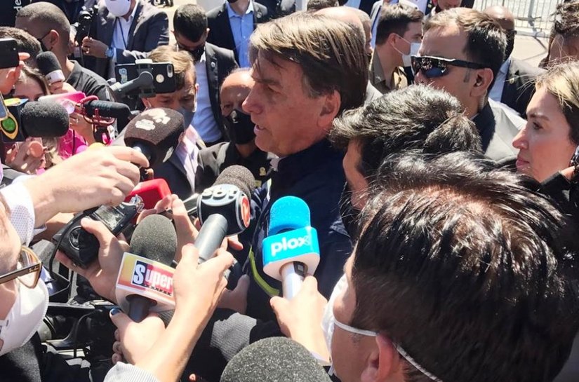 Bolsonaro diz que a proposta atual do Renda Brasil está suspensa