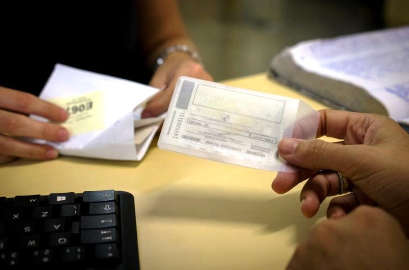 Detran-MT notifica mais de 200 condutores sobre aplicação de suspensão do direito de dirigir
