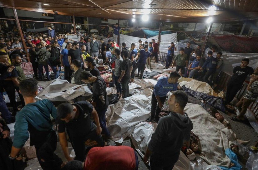 Ataque em hospital de Gaza mata centenas de pessoas, diz ministério palestino