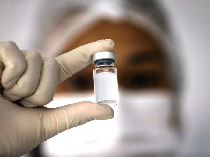 Governo de São Paulo anuncia o início da vacinação de professores e profissionais da segurança para abril