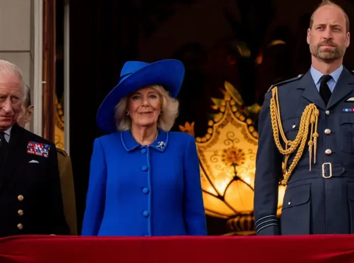 Como prisão do ex-príncipe Andrew pode afetar a família real britânica