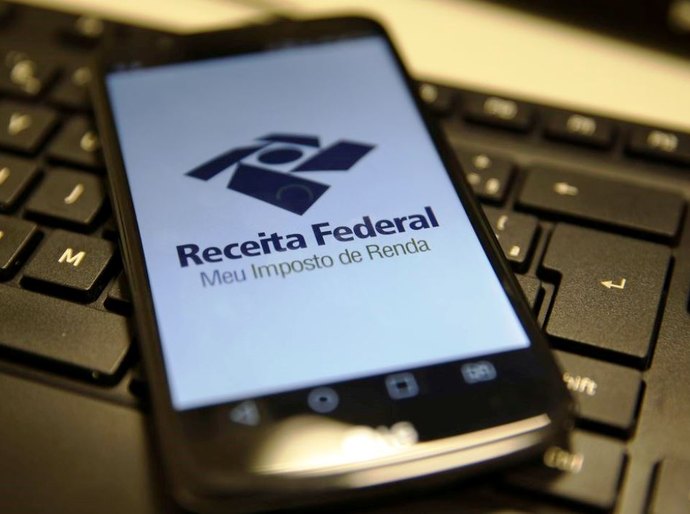 A poucas horas do fim do prazo, Receita ainda aguarda cerca de 2 milhões de declarações do IR